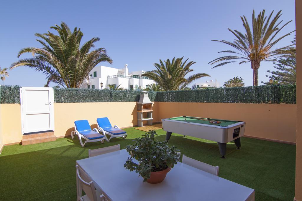 Anju Villas Los Delfines Bravo'S Apartments Corralejo Exterior foto